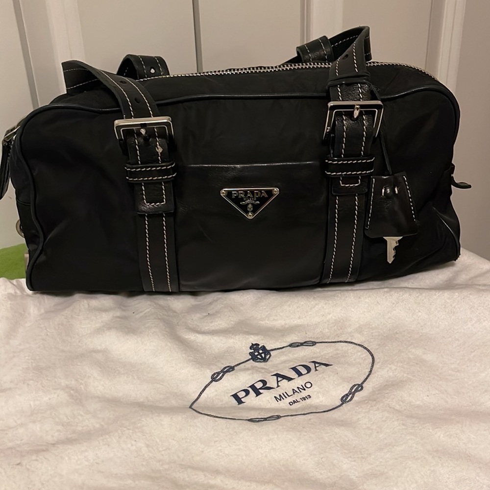 Authentic Prada 90’s Vintage Shoulder Bag Leather Nylon